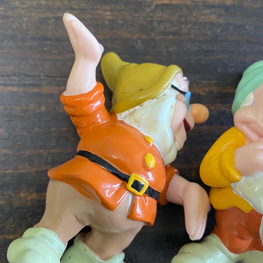Vintage Disney Snow White Seven Dwarfs PVC Figure Set Mini Cake Topper 2.25" - Picture 5 of 7